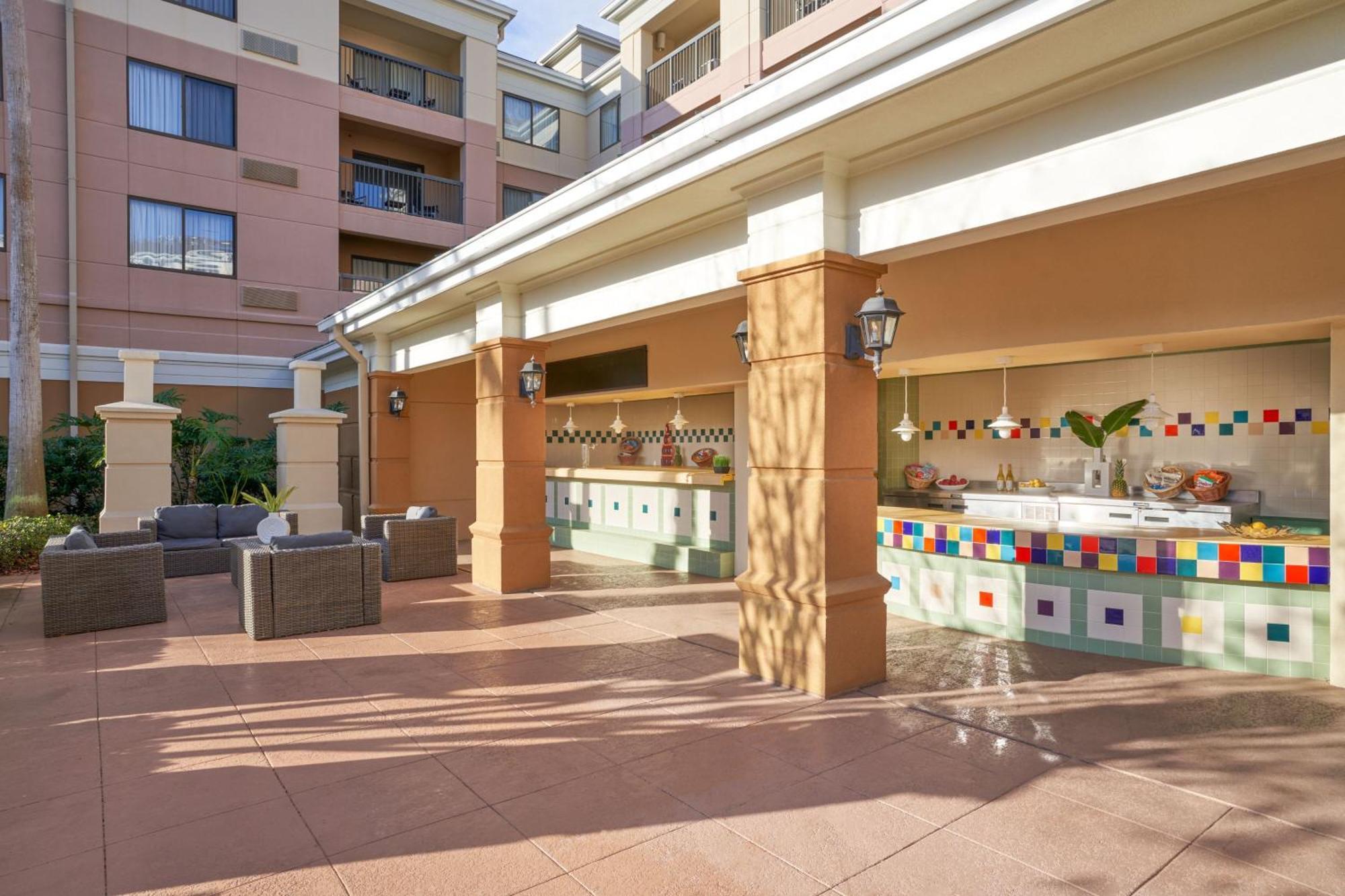 Courtyard By Marriott Orlando Lake Buena Vista In The Marriott Village Екстер'єр фото