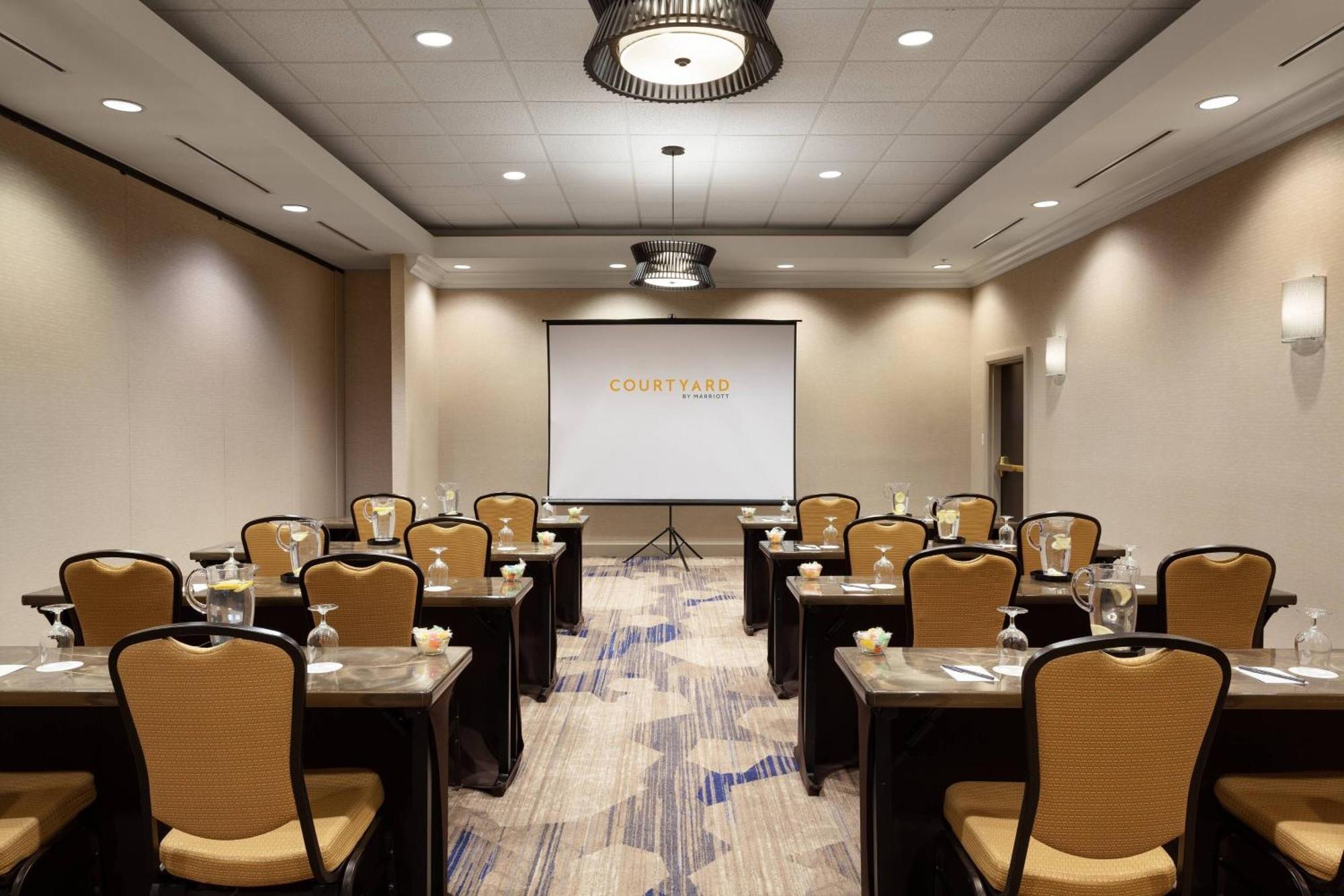 Courtyard By Marriott Orlando Lake Buena Vista In The Marriott Village Екстер'єр фото