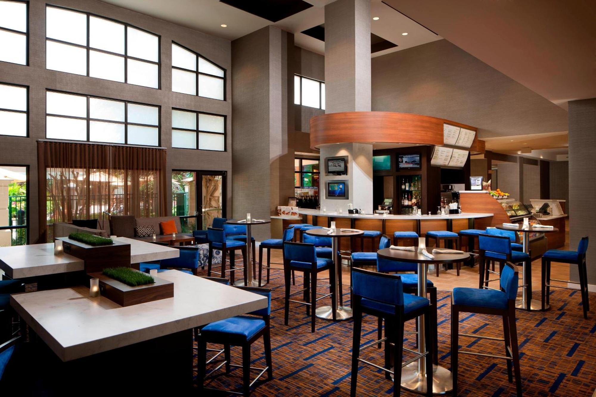 Courtyard By Marriott Orlando Lake Buena Vista In The Marriott Village Екстер'єр фото